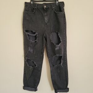 BDG 100% Cotton Distressed High Rise Mom Jean in Black